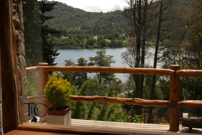 Cabañas en Bariloche con vista al lago Nahuel Huapi